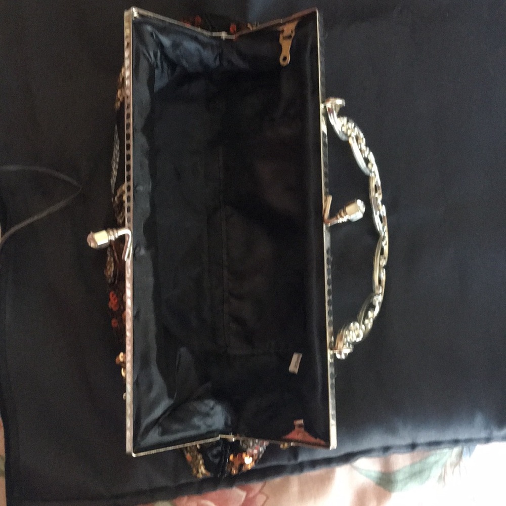 Lightly used sequined clutch - Picture 3 of 3